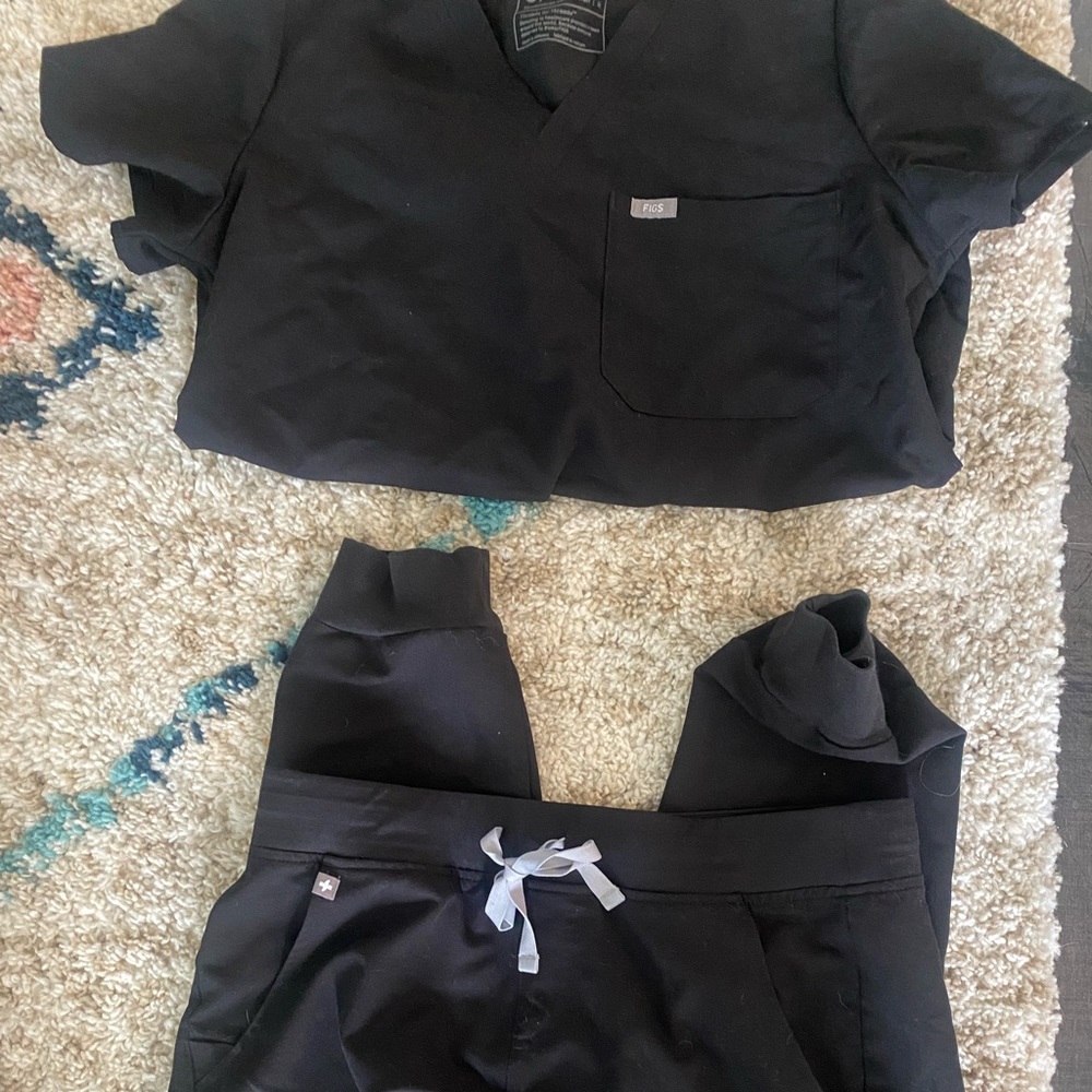 Black figs jogger set